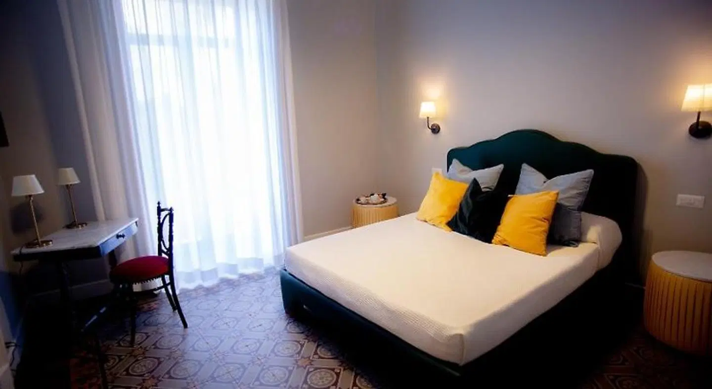 Suite 35 ROOM_EXAMPLE