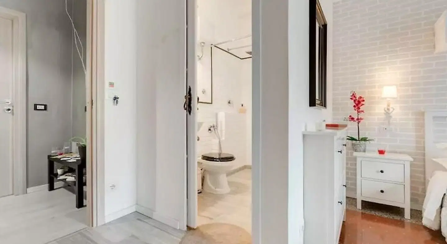 Moonlight Inn Guest House Badezimmer
