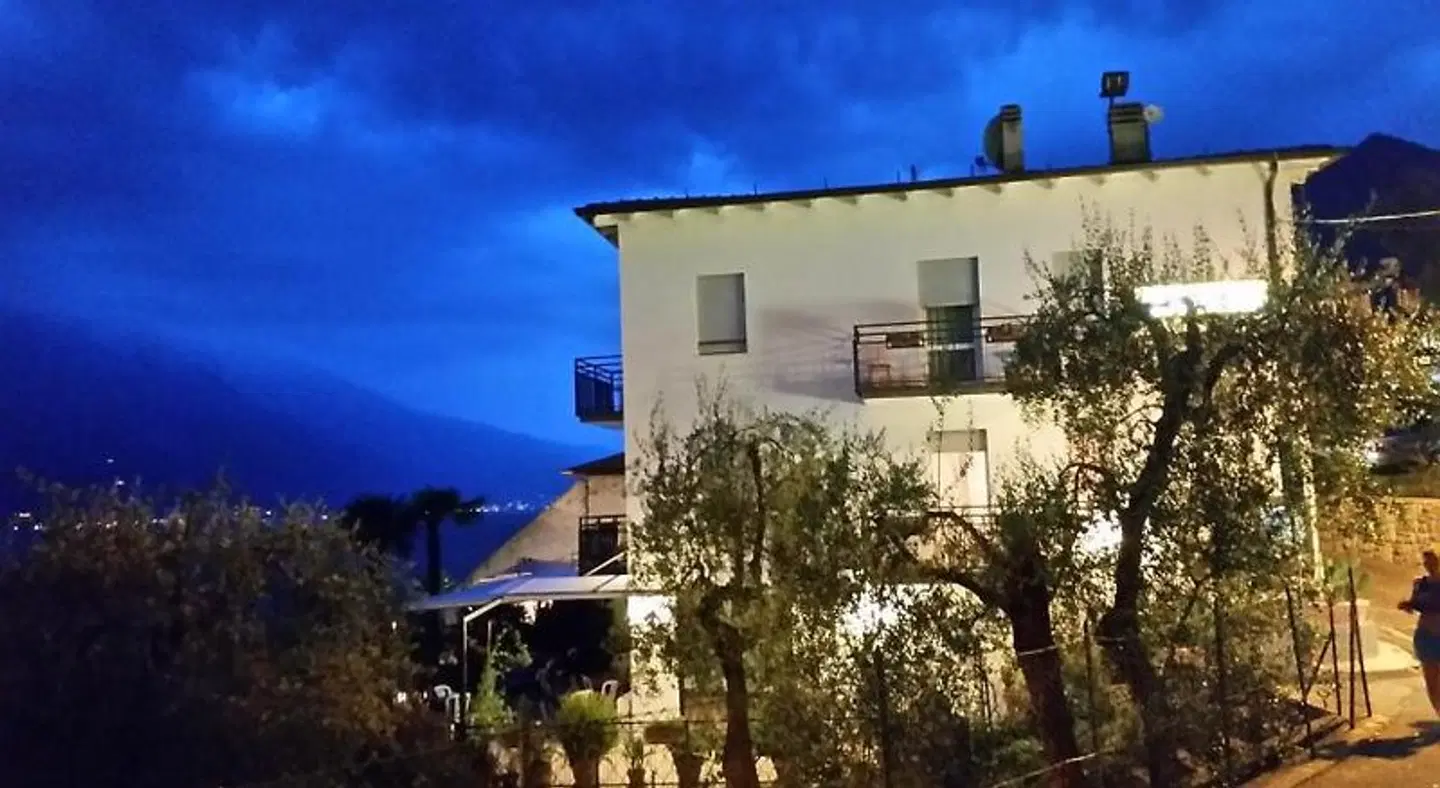 Hotel Augusta Garni EXTERIOR