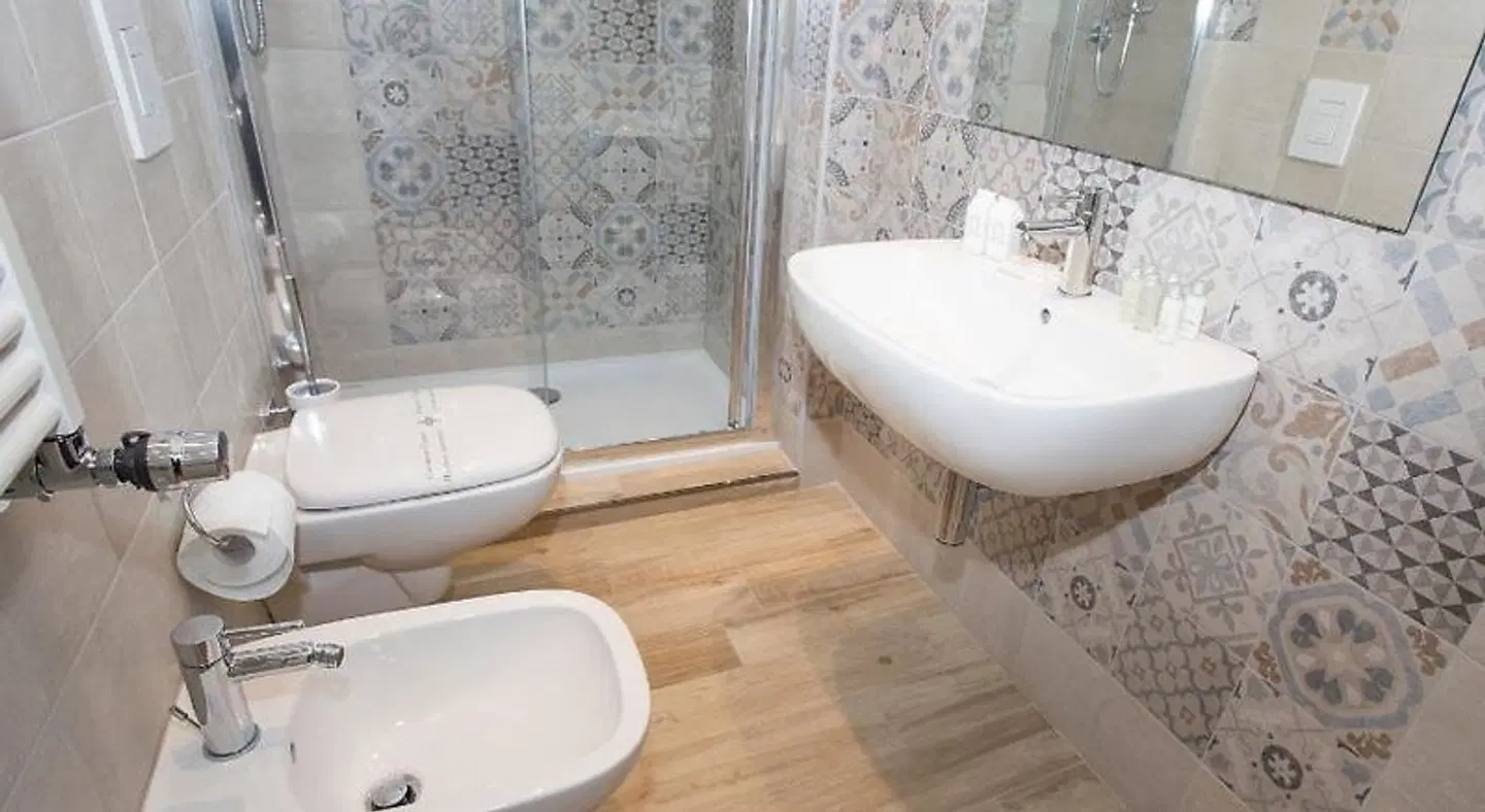 Leonardo Da Vinci Guest House Badezimmer