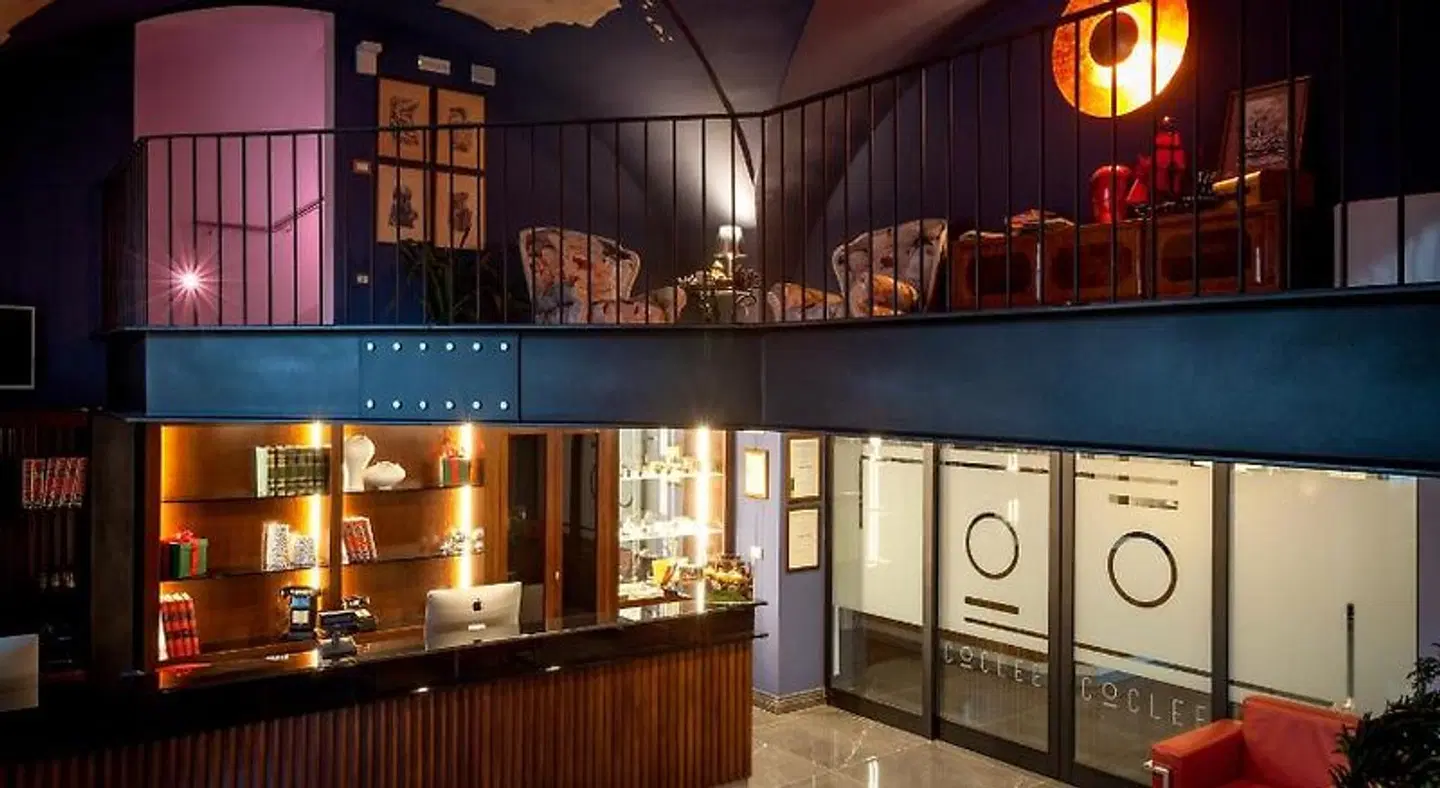 Coclee Guest Suite Palace Bar