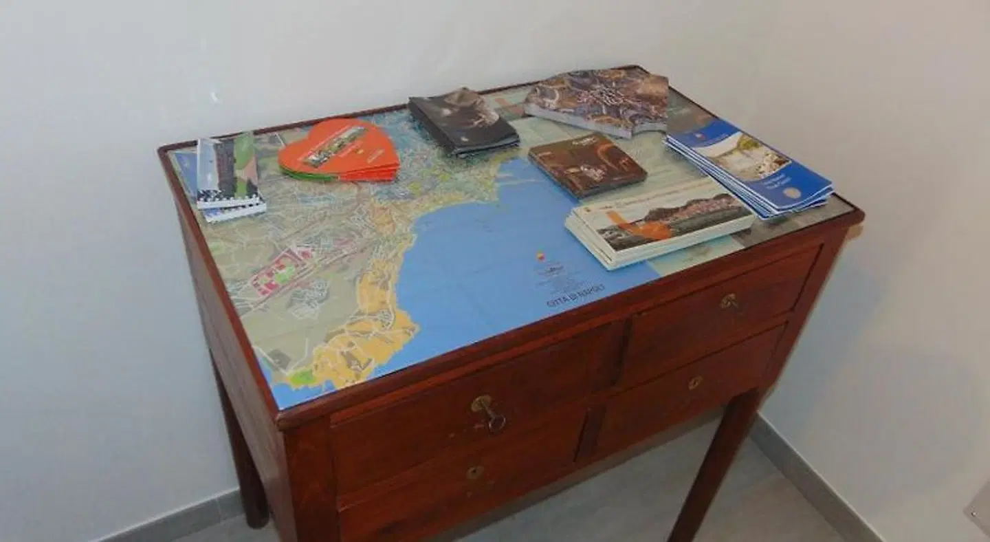 Neapolitan Flat B&B ROOM_EXAMPLE