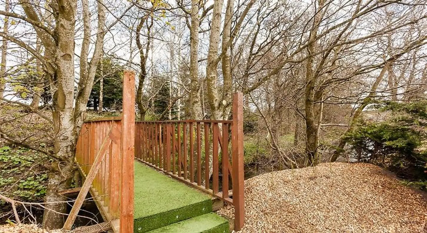 Thistle Lodge SPORTS_AND_LEISURE