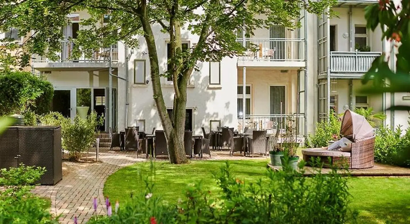 Auenwald Hotel & Apartmenthaus EXTERIOR