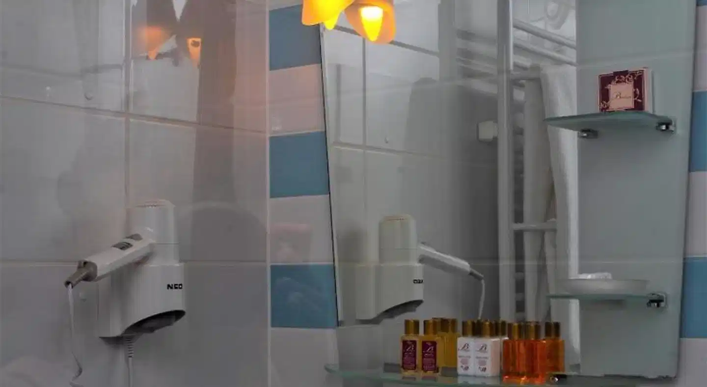 Best Western Art Plaza Hotel Badezimmer