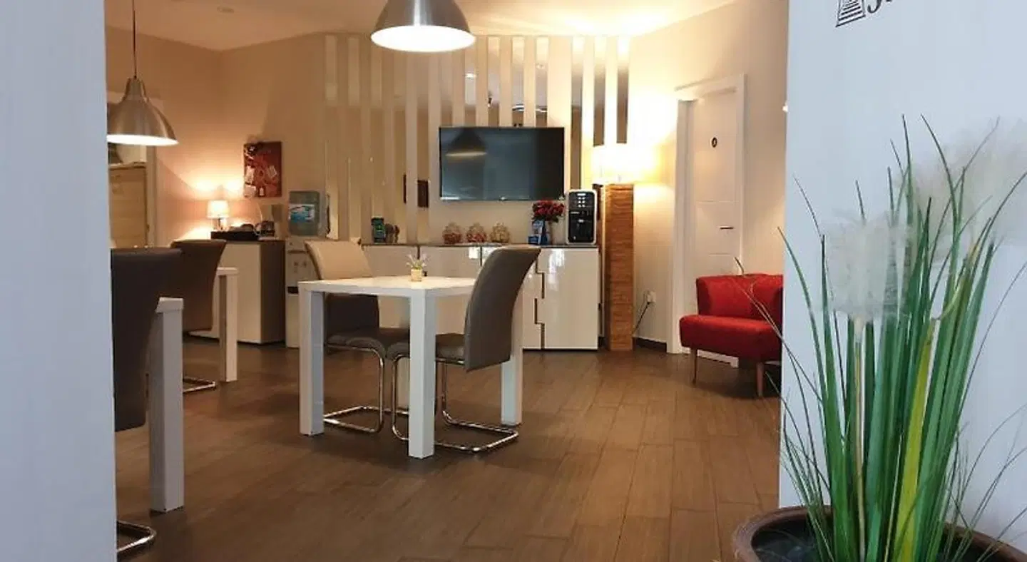 B&B Schlosser Bar