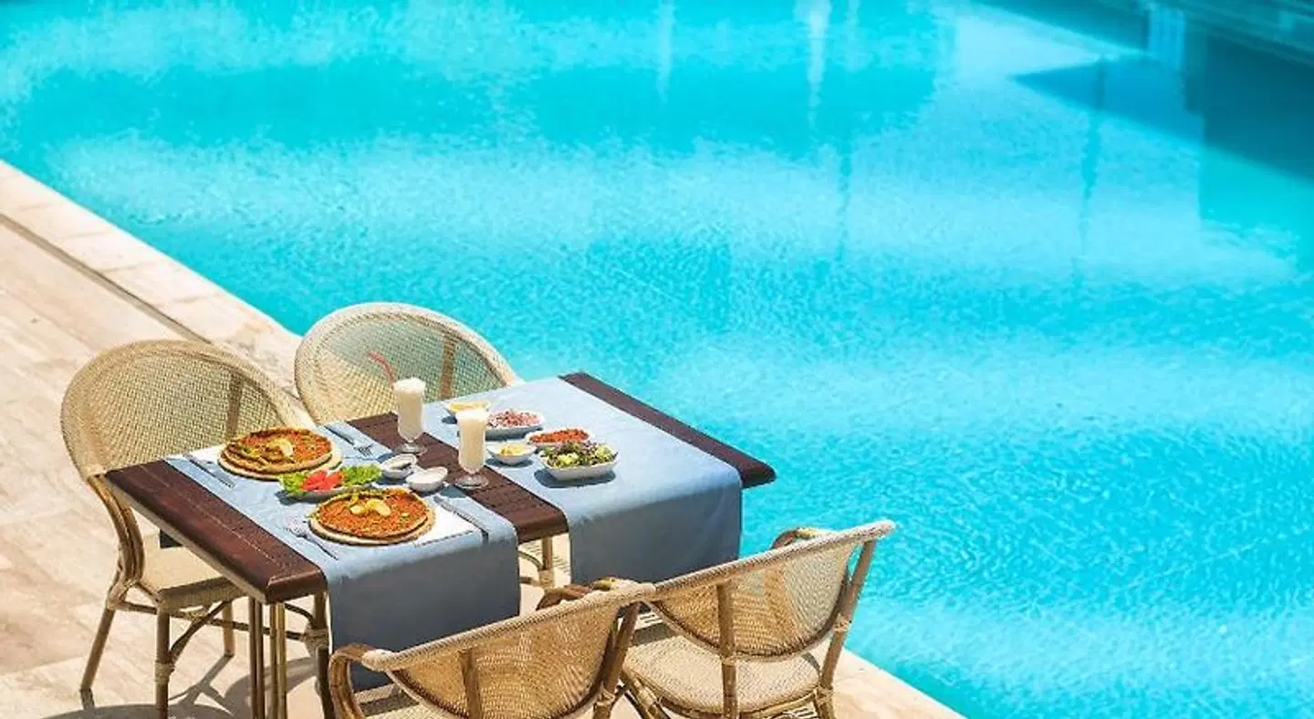 Temple Miletos Spa Hotel Terrasse