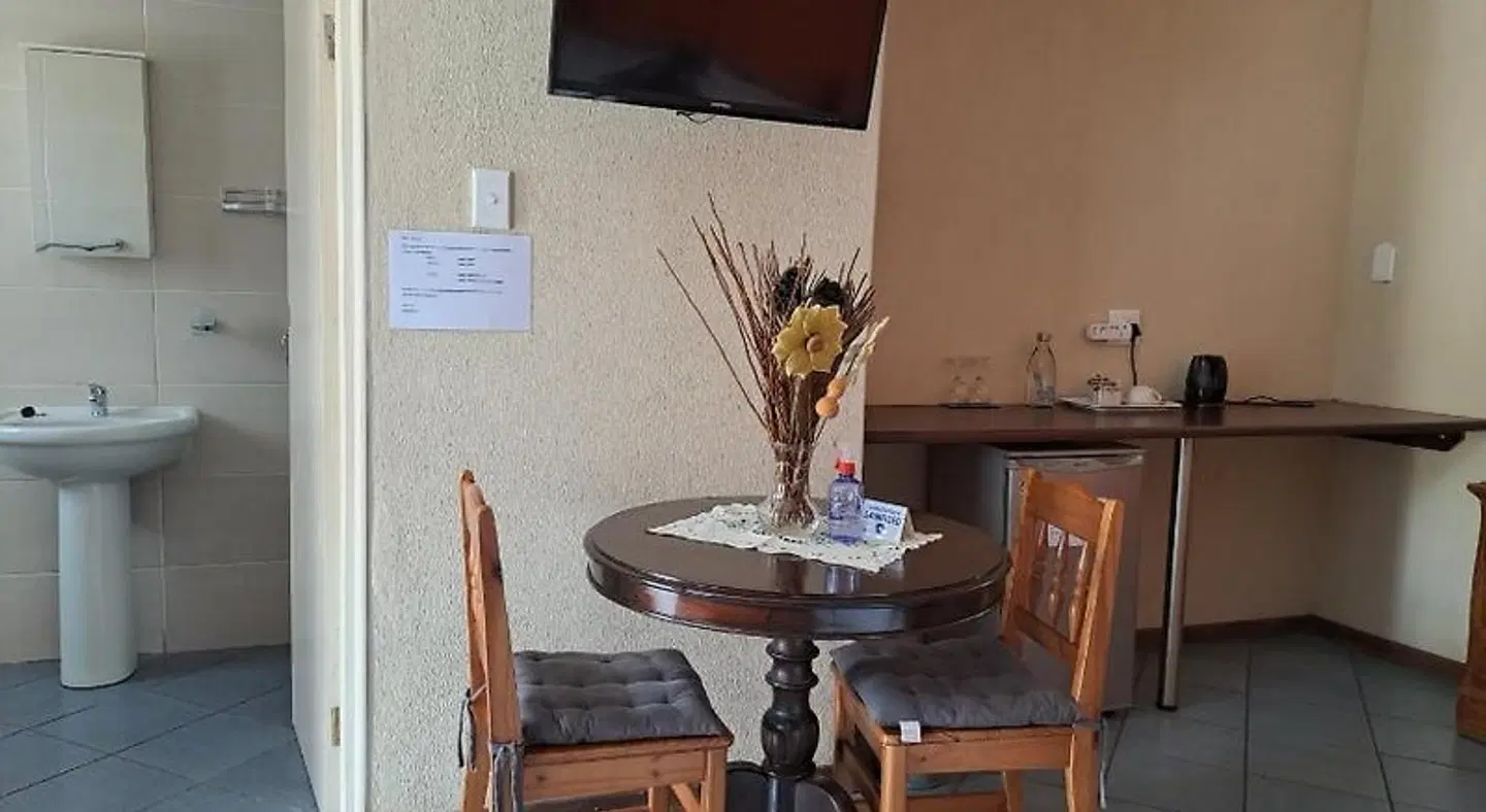 Amigos Bed & Breakfast Restaurant