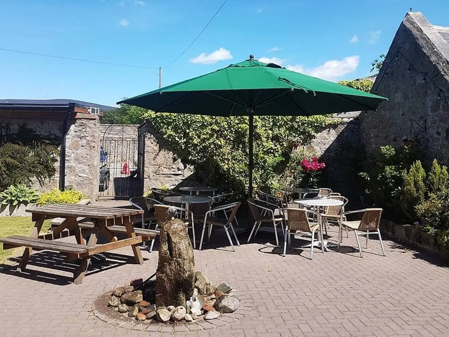 The Commercial Hotel Terrasse