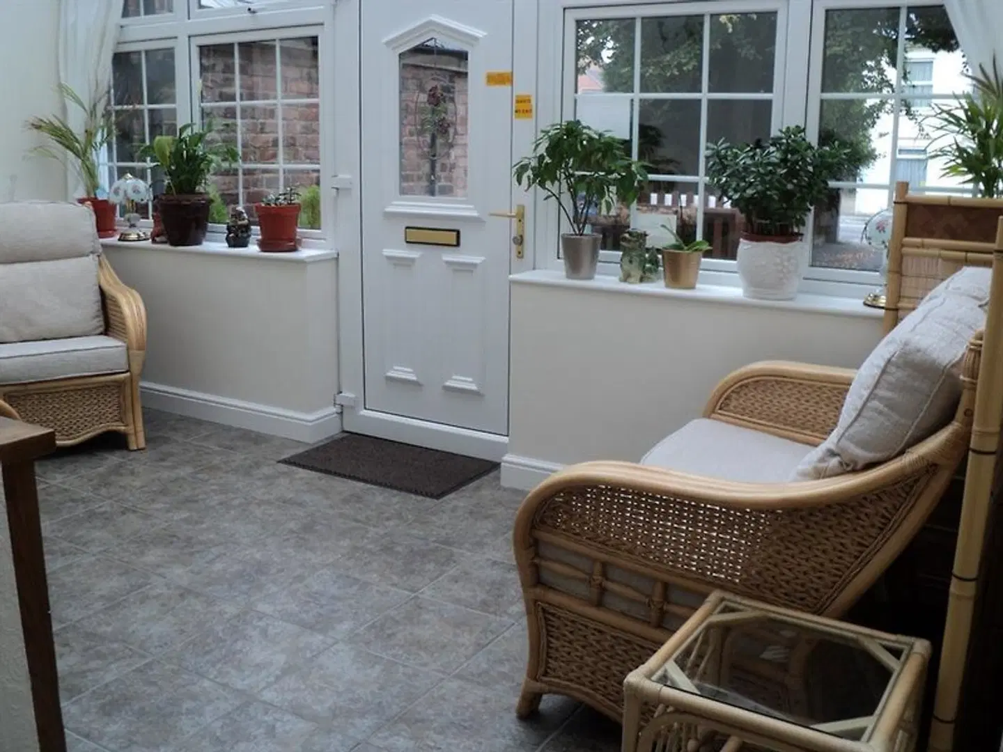 Grove House Guest House Terrasse