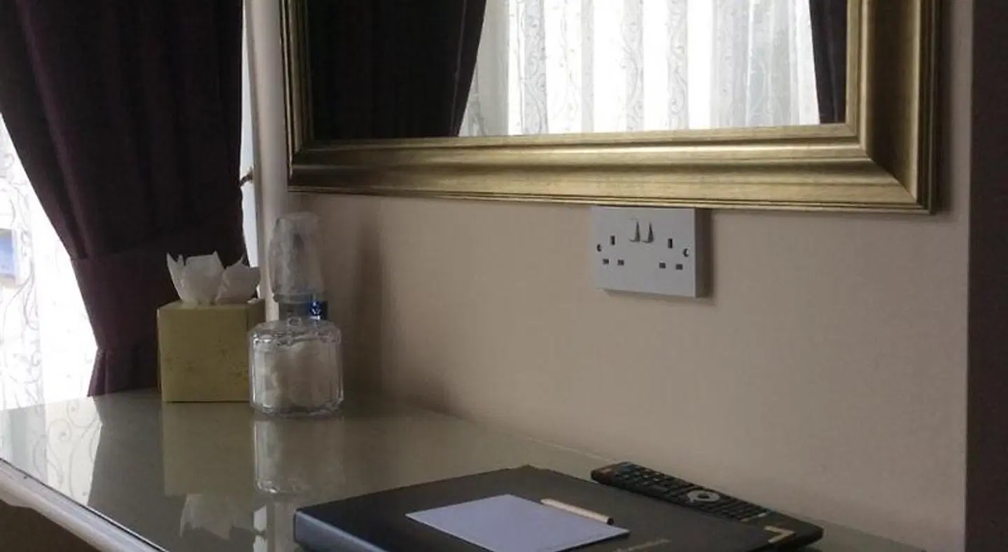 Blue Waters Lodge ROOM_EXAMPLE
