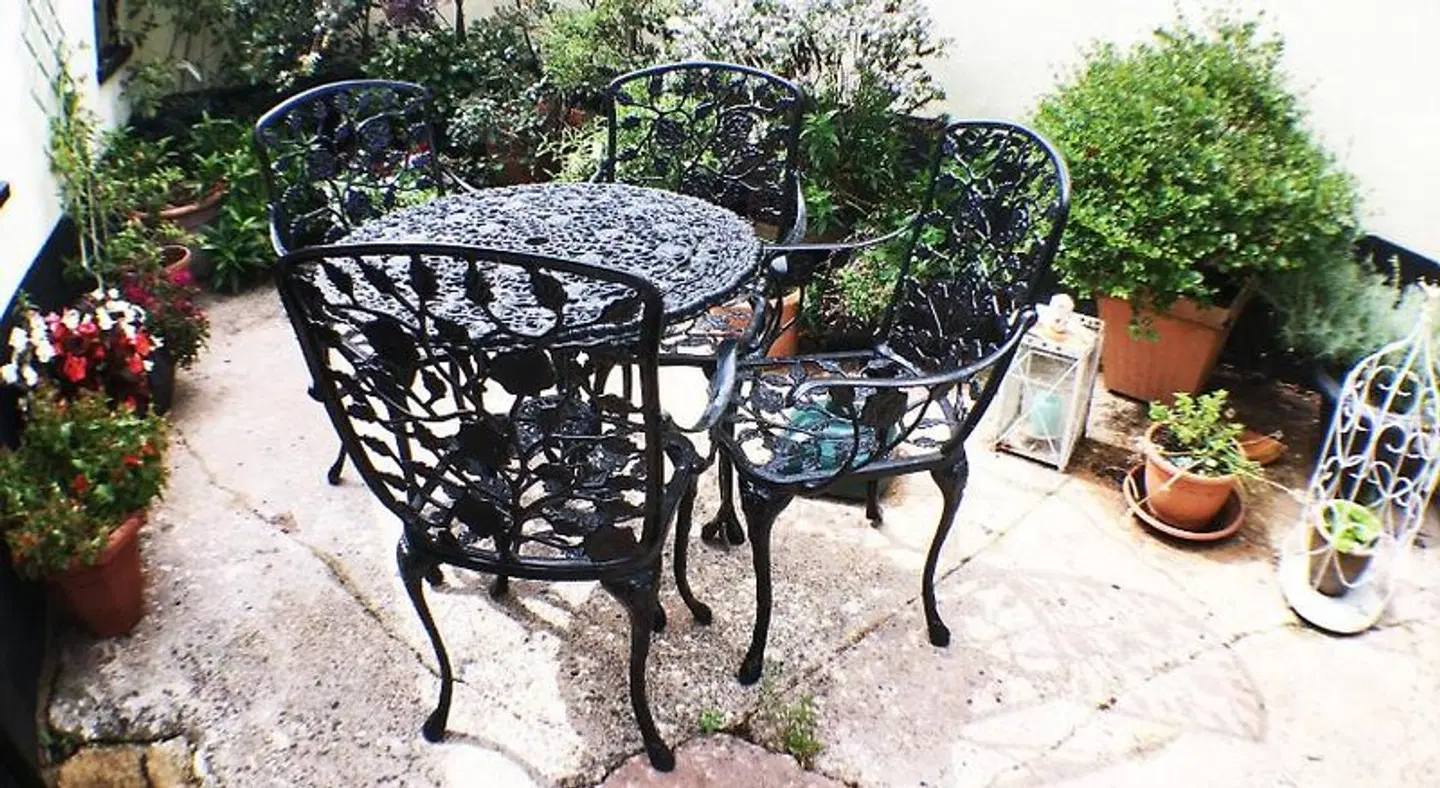 Hillside Bed & Breakfast Tiere