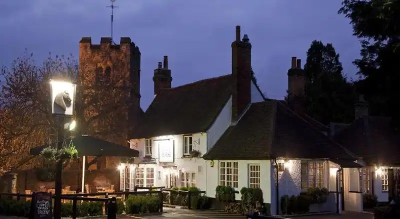 The Black Horse Fulmer – Hotelfoto