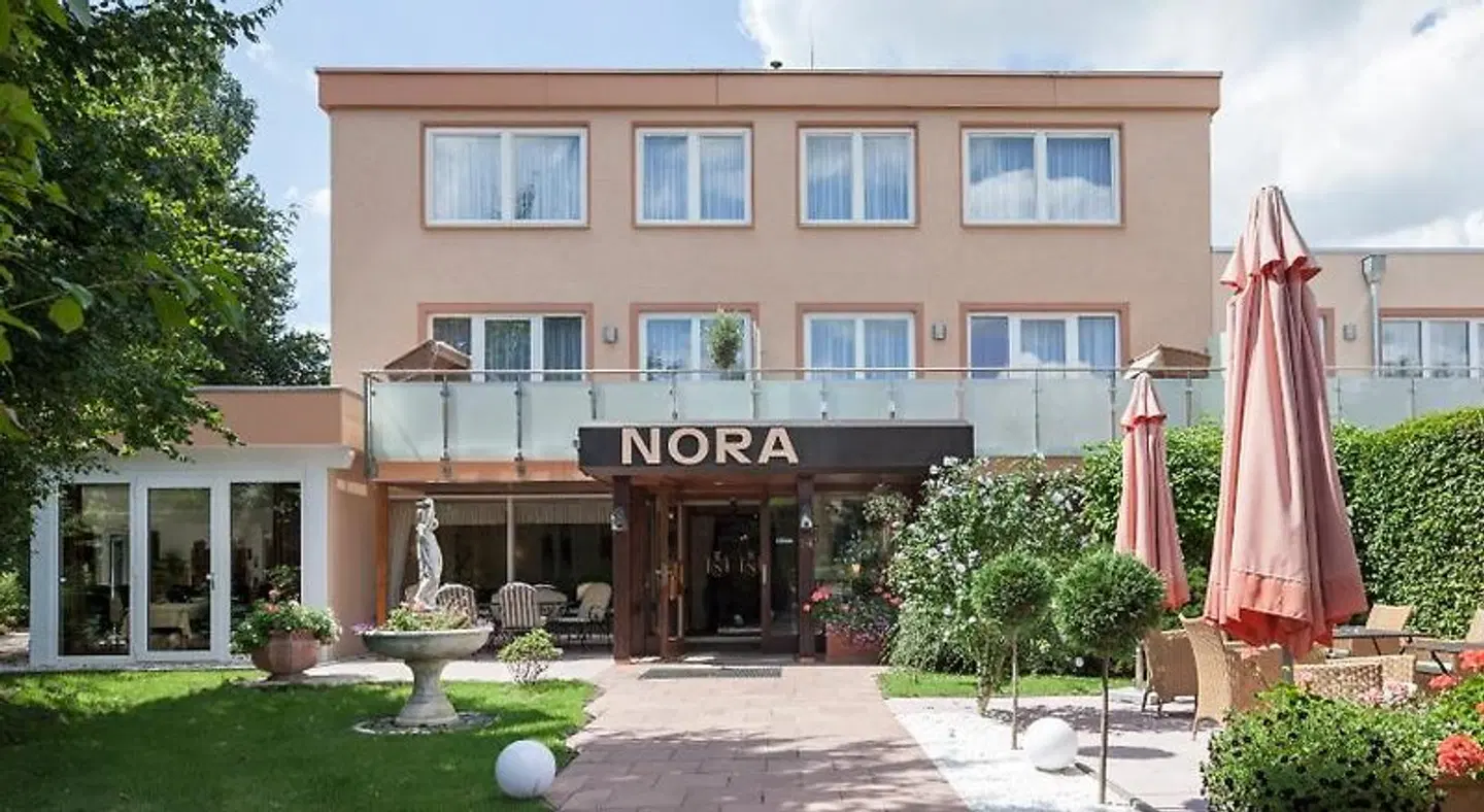 Nora EXTERIOR