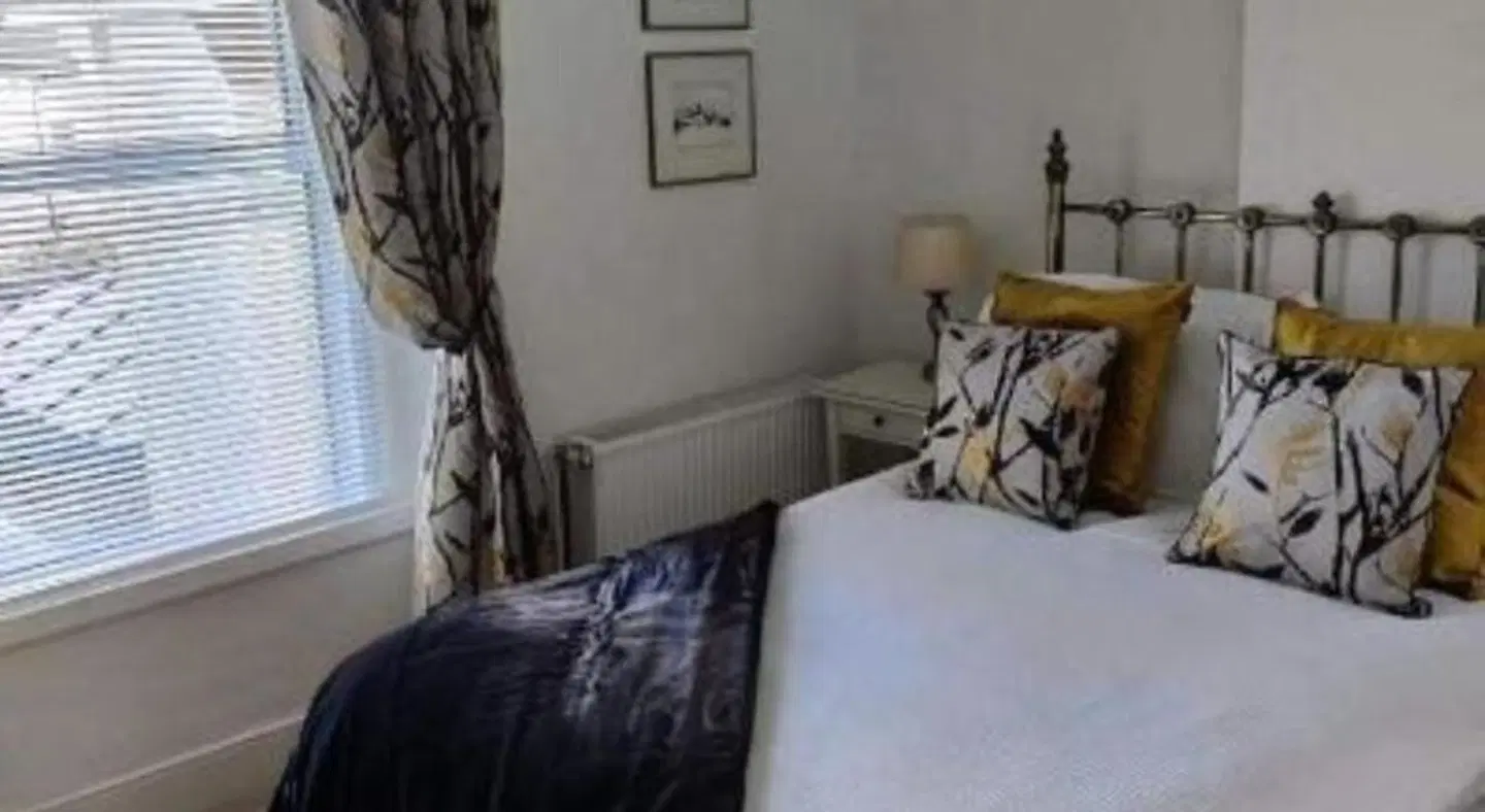 The Swallows B&B ROOM_EXAMPLE