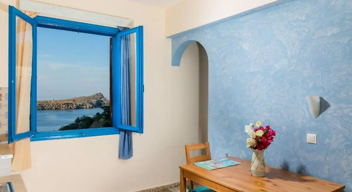 Vassos Apartments ROOM_EXAMPLE