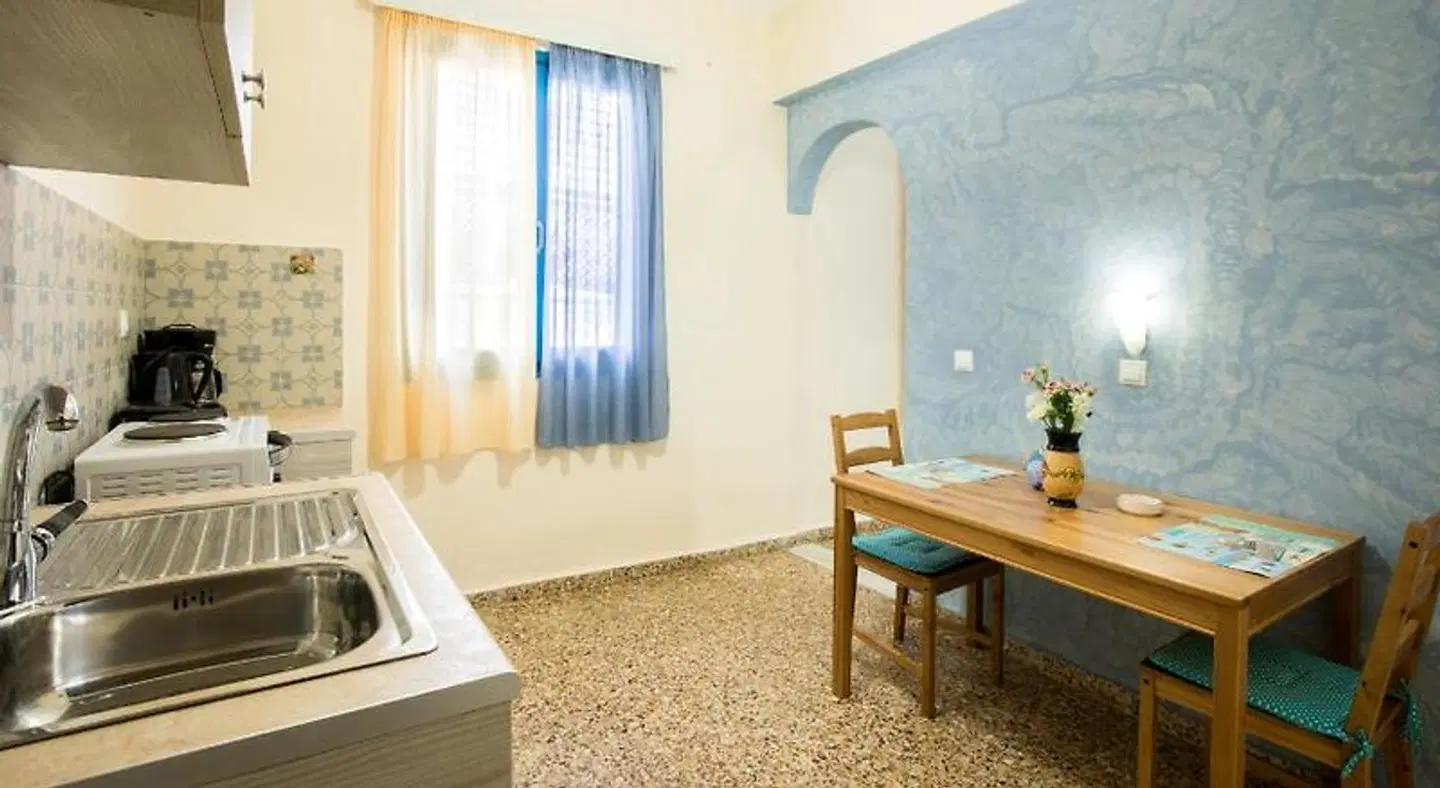 Vassos Apartments ROOM_EXAMPLE
