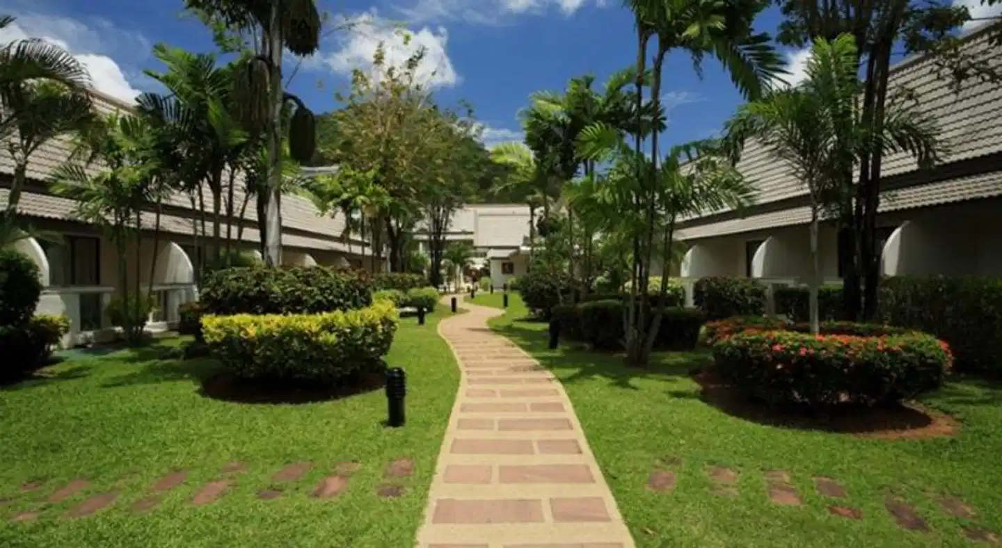 Centara Kata Resort Phuket Garten