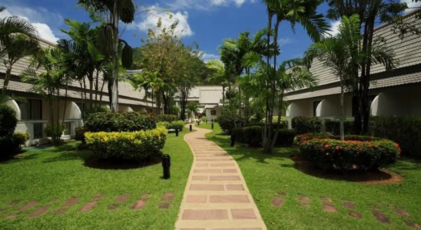Centara Kata Resort Phuket Garten