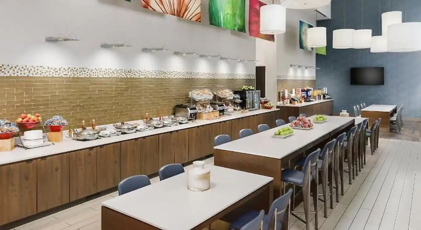 Fairf. I&S NY Manhattan/Penn St. Restaurant