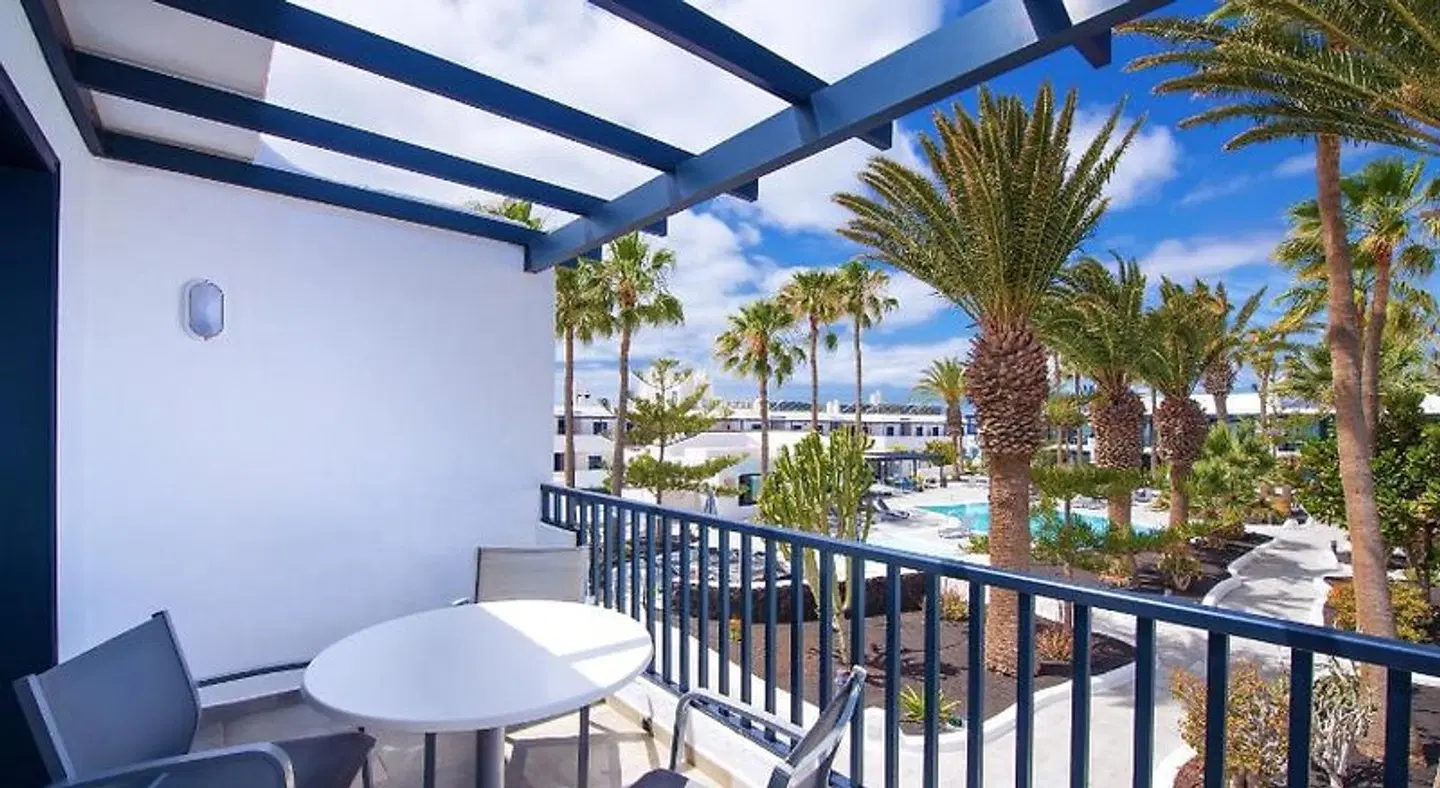 Apartamentos Playamar Terrasse