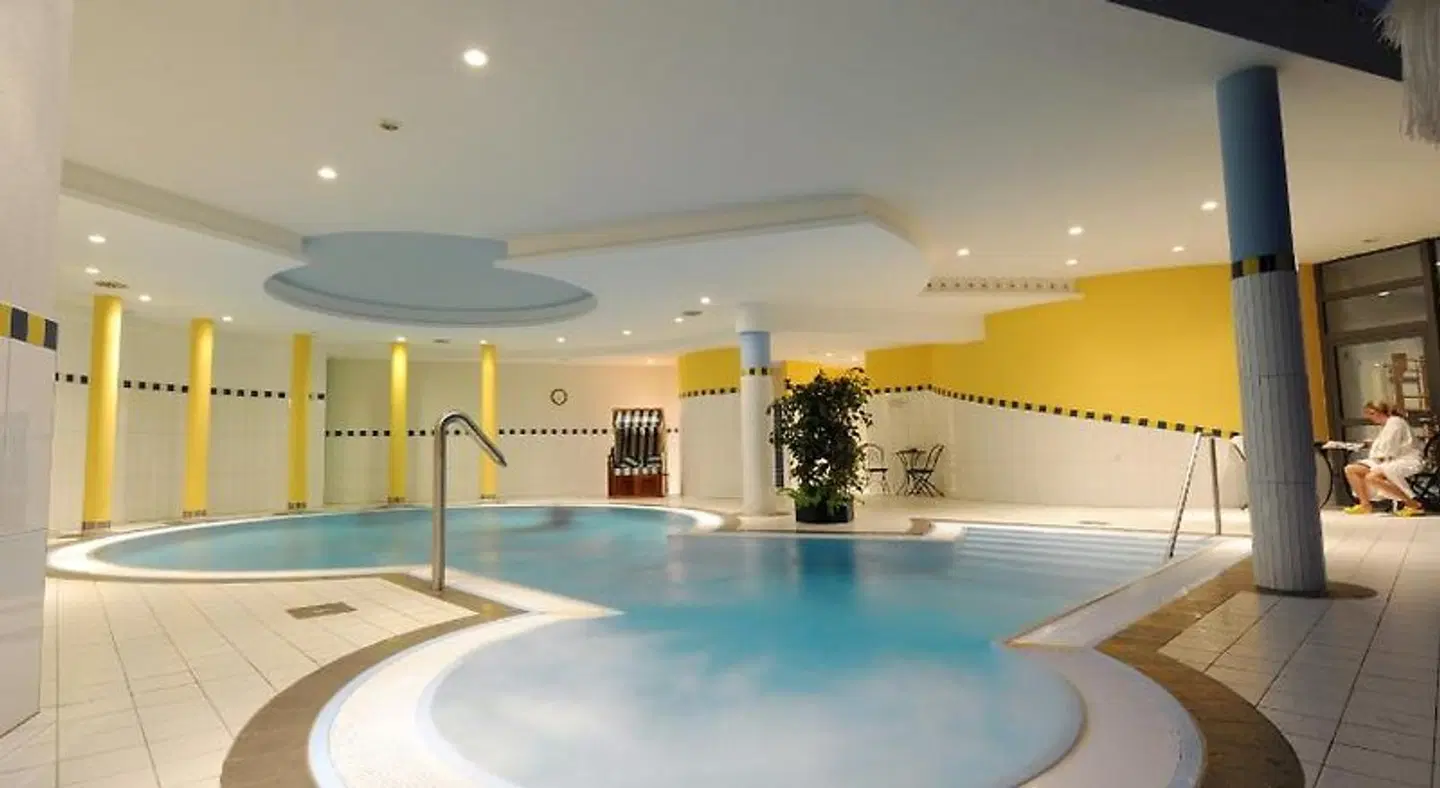 Krone Hallenbad