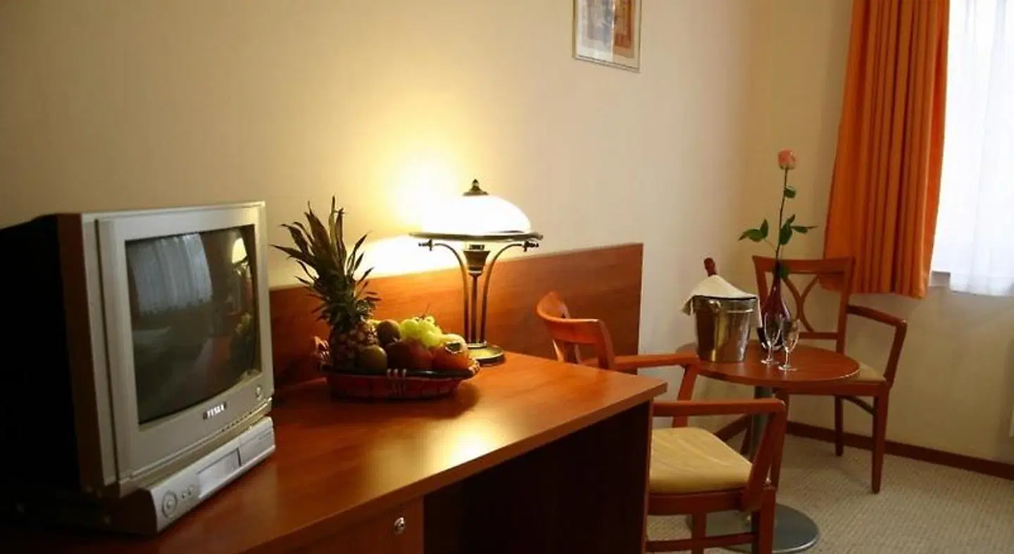 Alexis ROOM_EXAMPLE