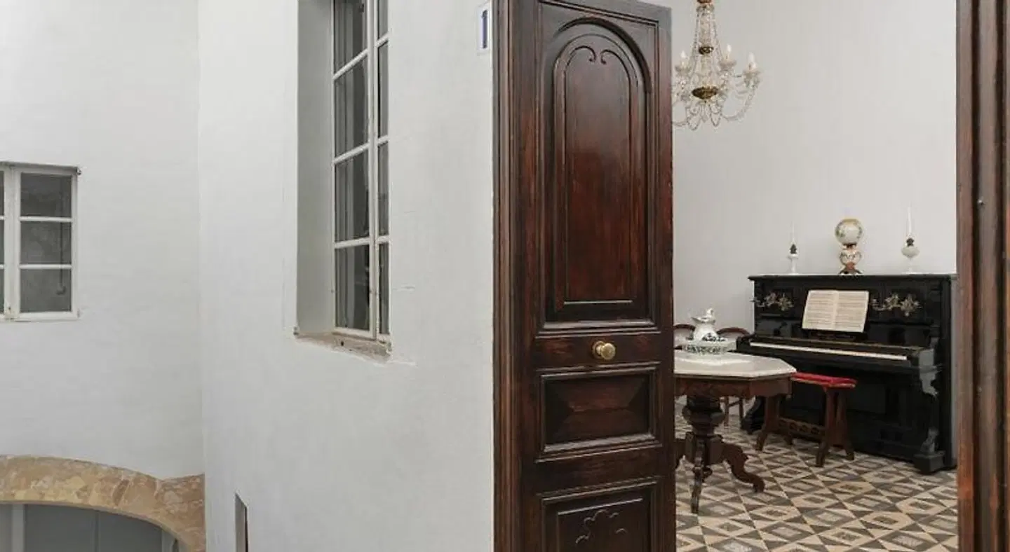 Hostal Pons ROOM_EXAMPLE