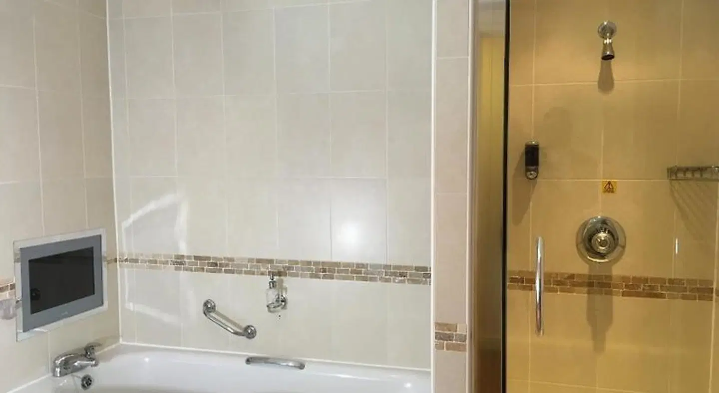 The Winnock Hotel, Sure Hotel Collection by Best Western Badezimmer