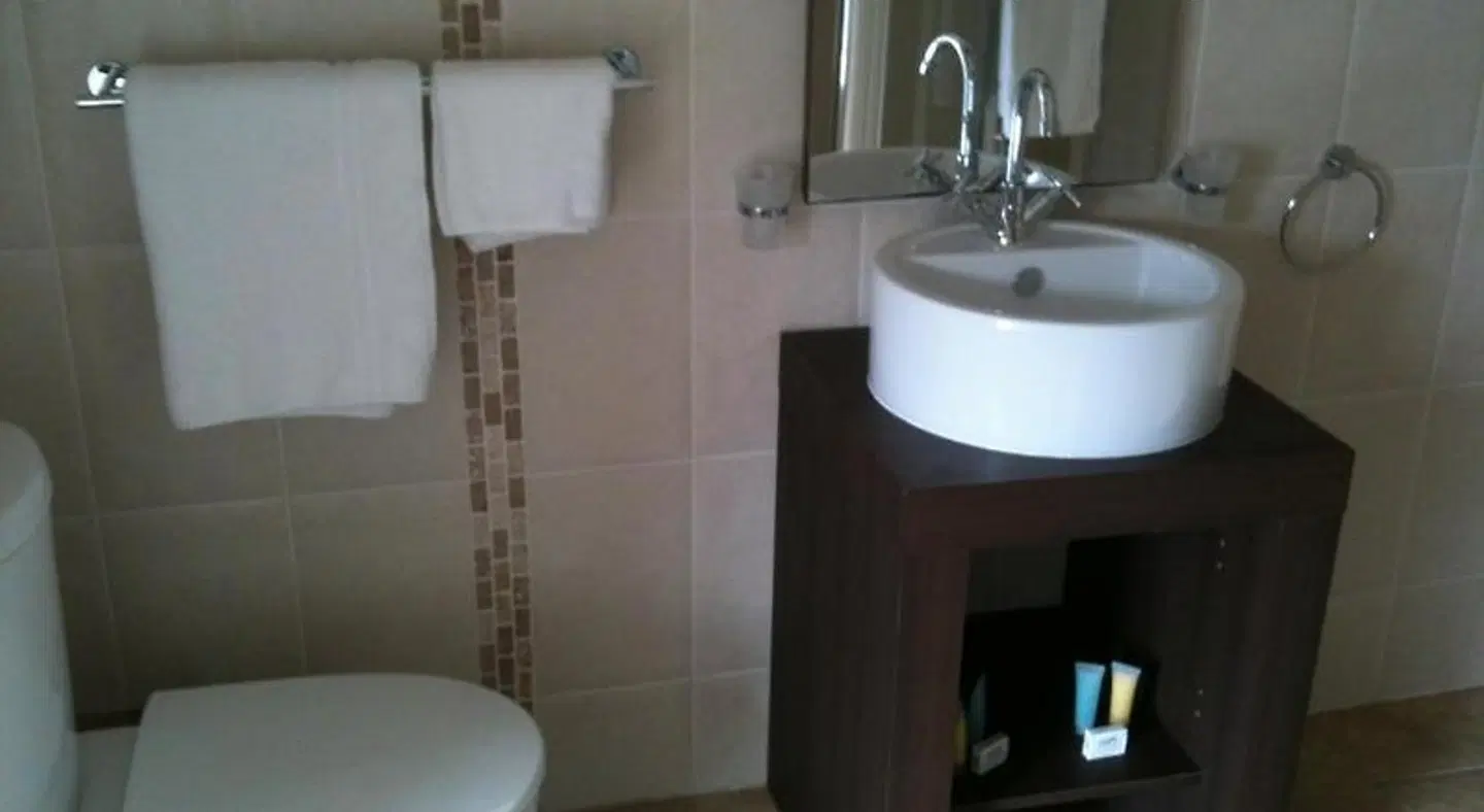 Connemara Lake Hotel Badezimmer
