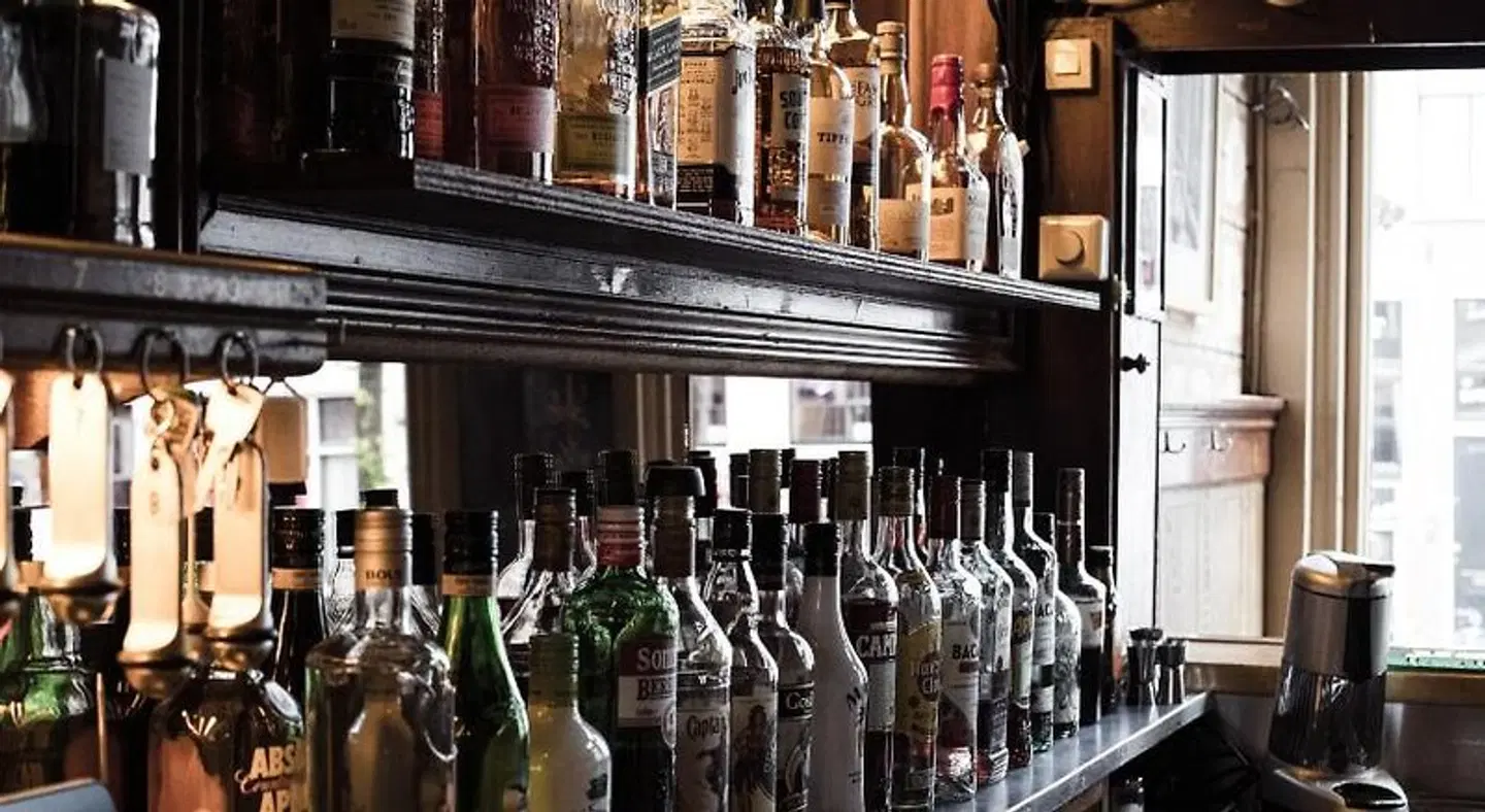 Royal Taste Bar