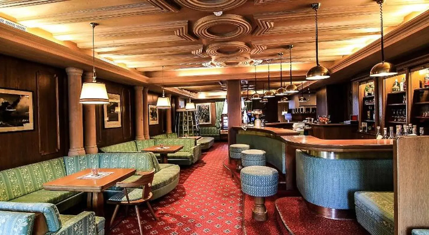 Savoia Bar