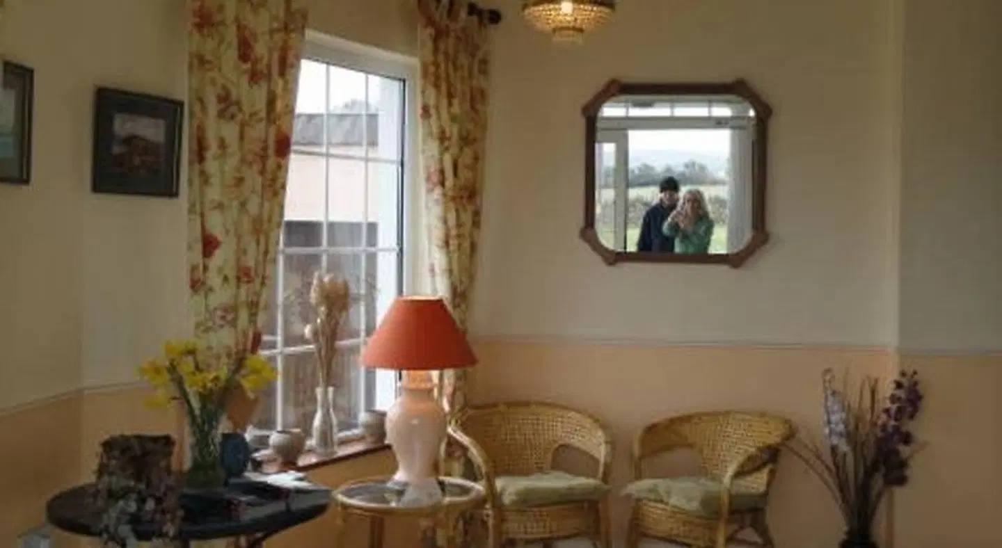 Alpine Guesthouse ROOM_EXAMPLE