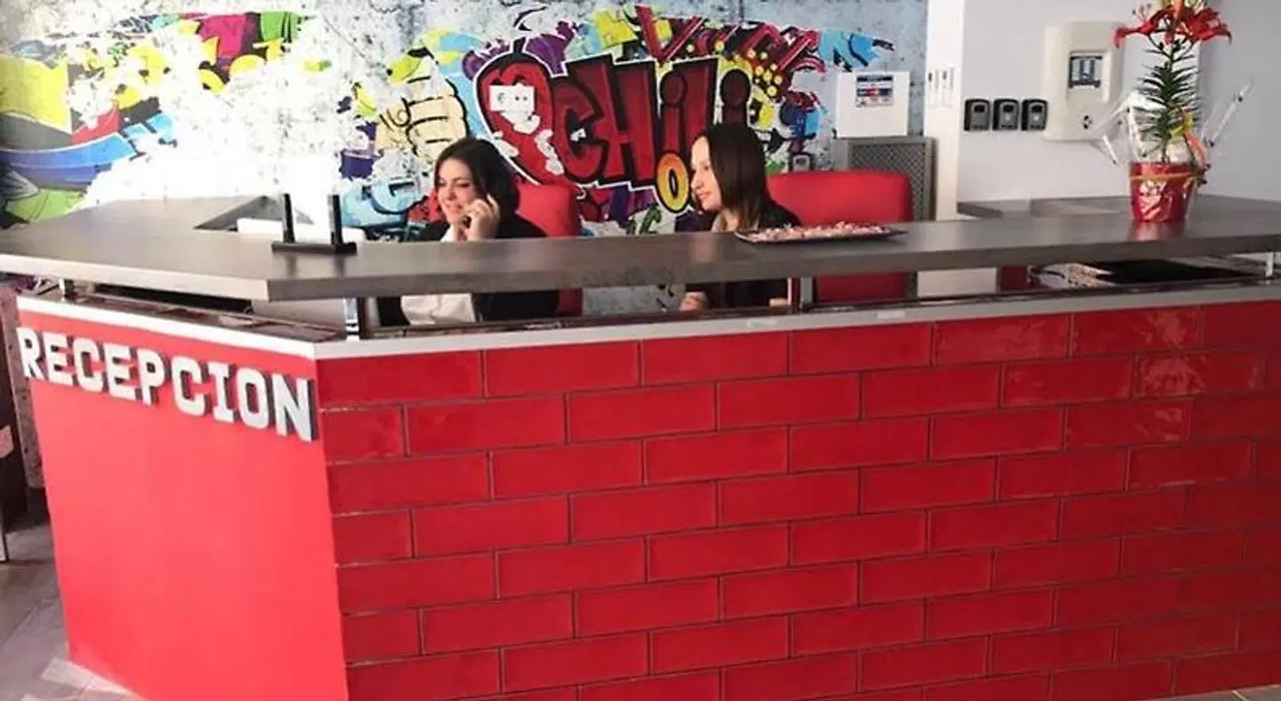 New Art Hostel Bar