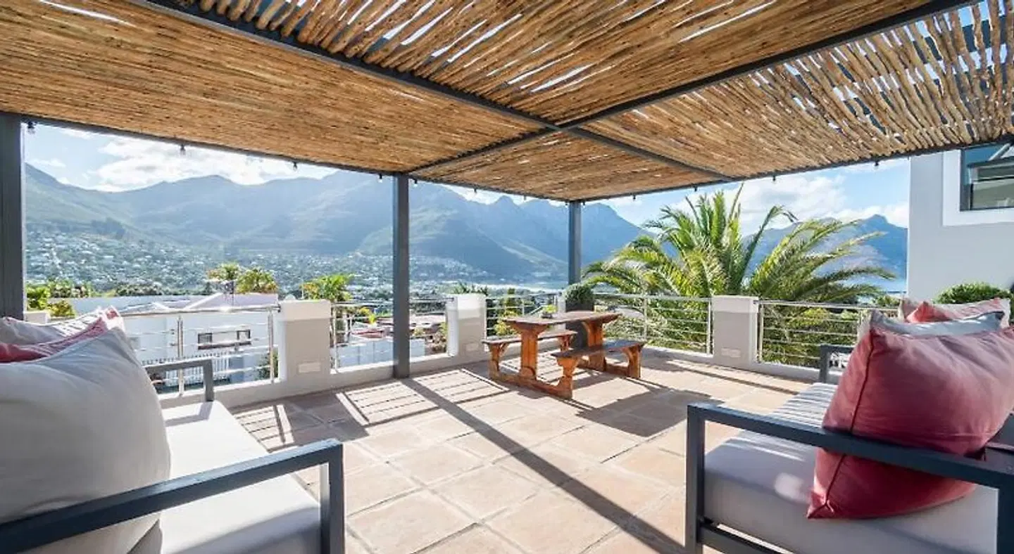 Hout & About Guest House Terrasse