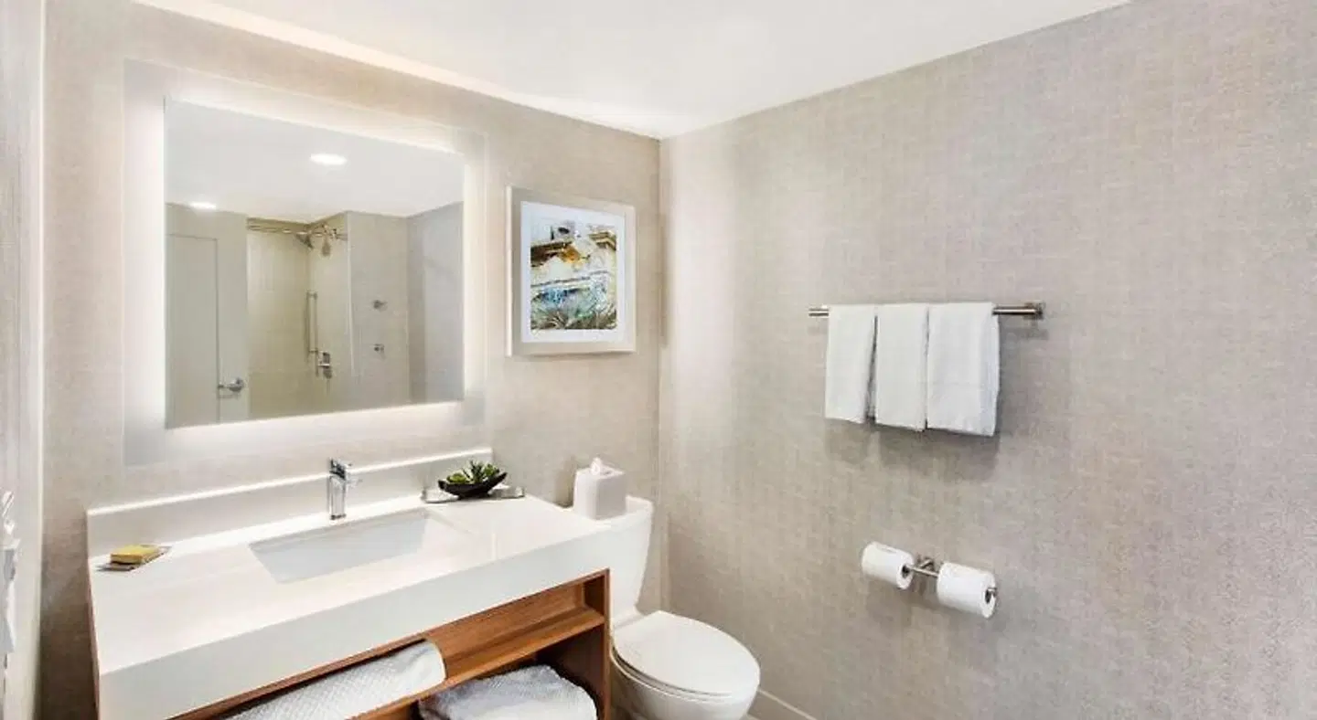 DoubleTree by Hilton San Antonio Northwest Badezimmer
