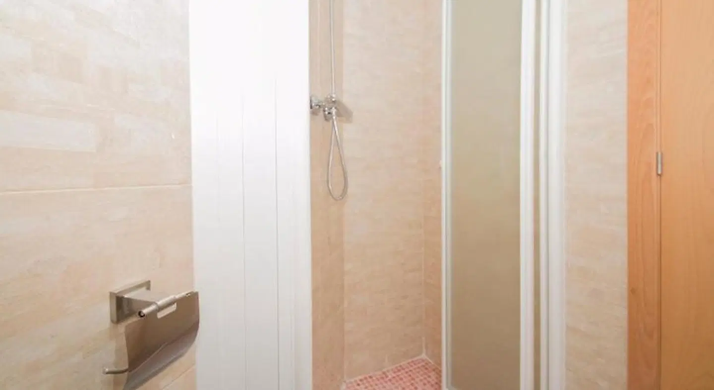 Apartments Viveros Badezimmer