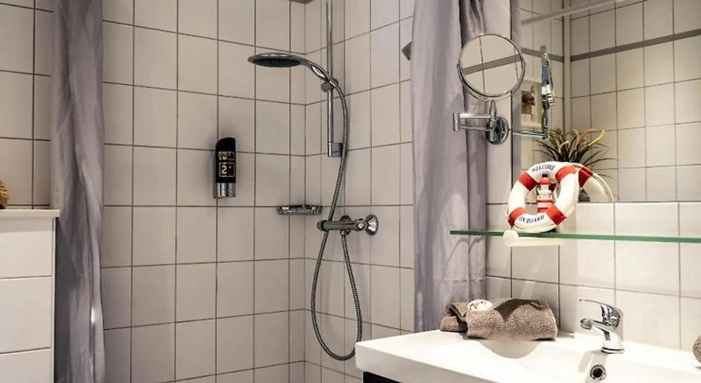 Garni Hotel Nordstrand Badezimmer