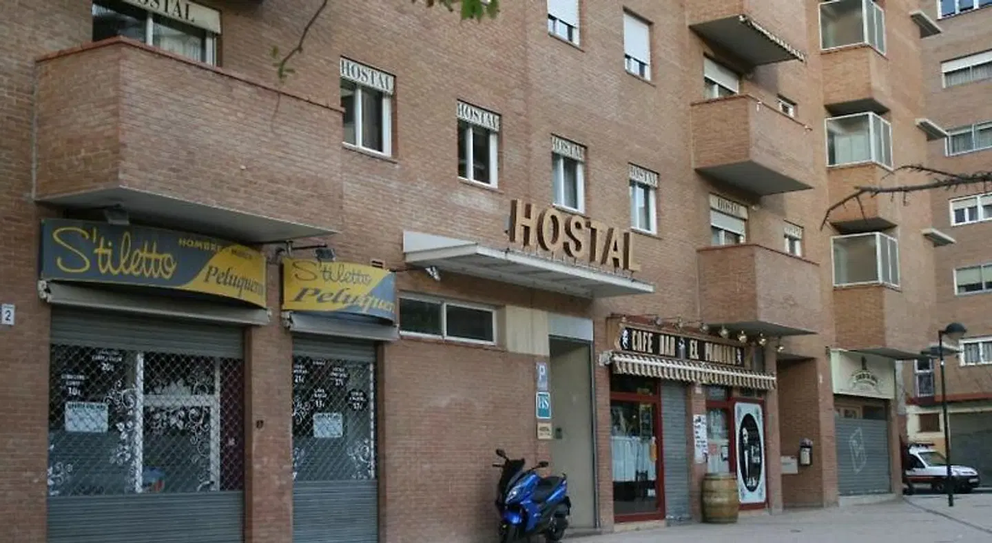 Hostal Puente de Piedra EXTERIOR