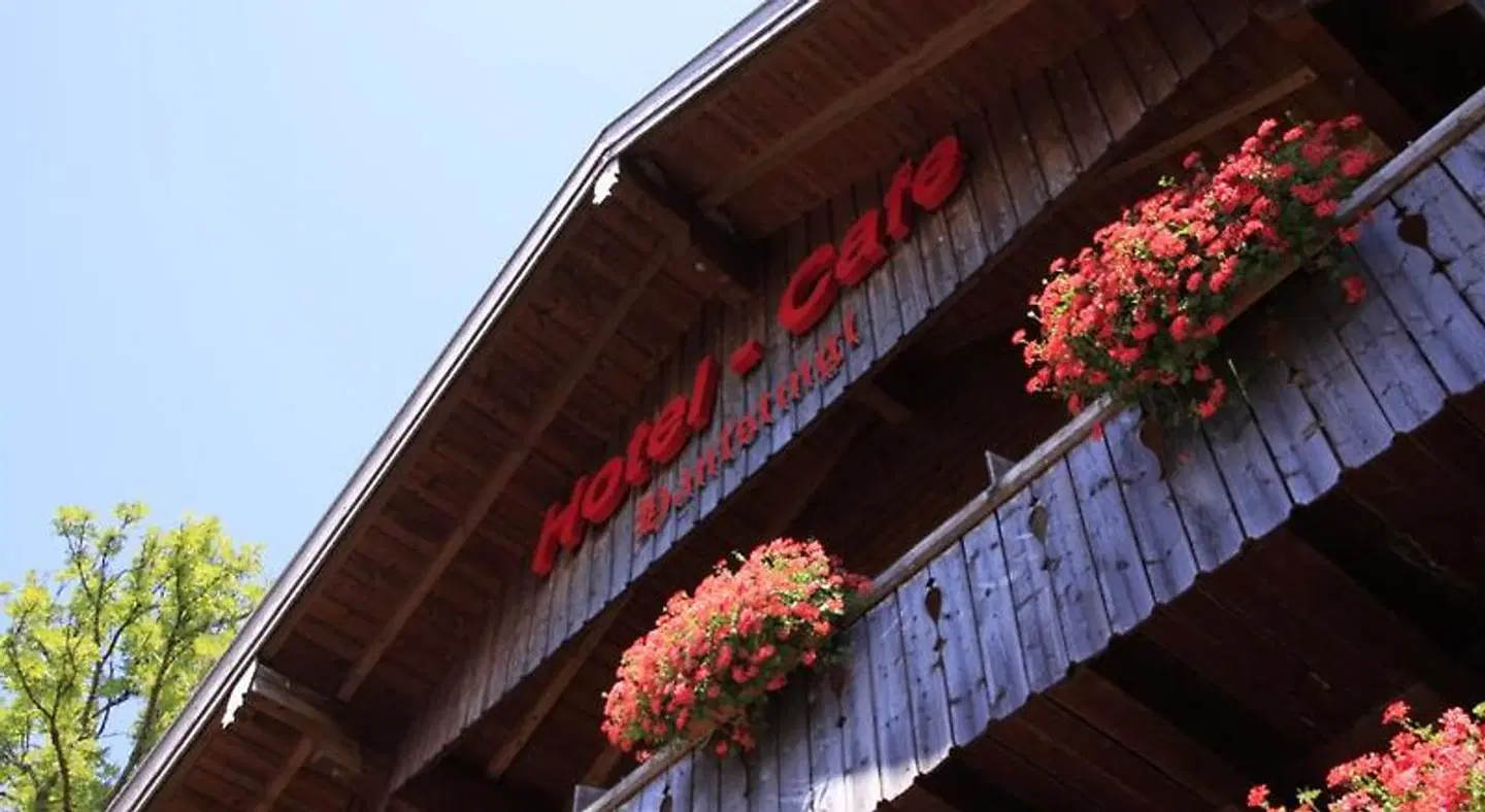 Hotel-Cafe Hanfstingl EXTERIOR