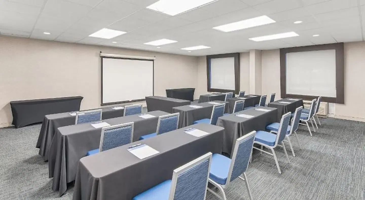 Holiday Inn Express & Suites Greenville-I-85 & Woodruff Rd by IHG Konferenz
