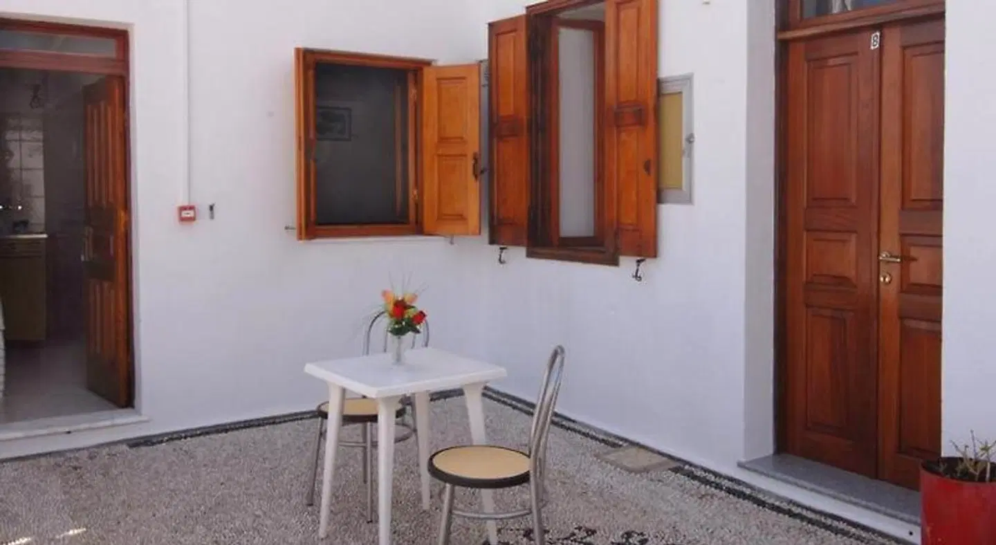 Villa Kokki Studios ROOM_EXAMPLE