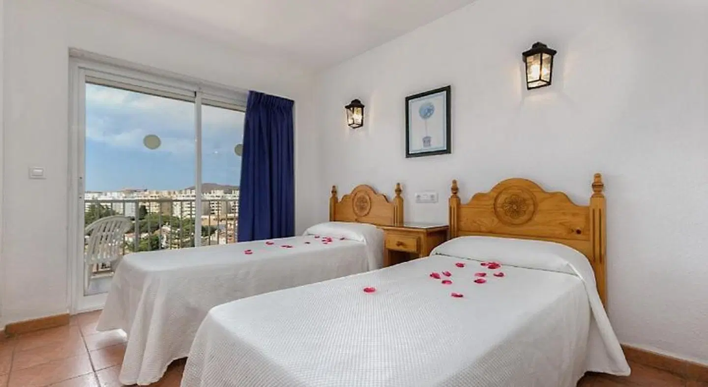 Apartamentos Embajador ROOM_EXAMPLE
