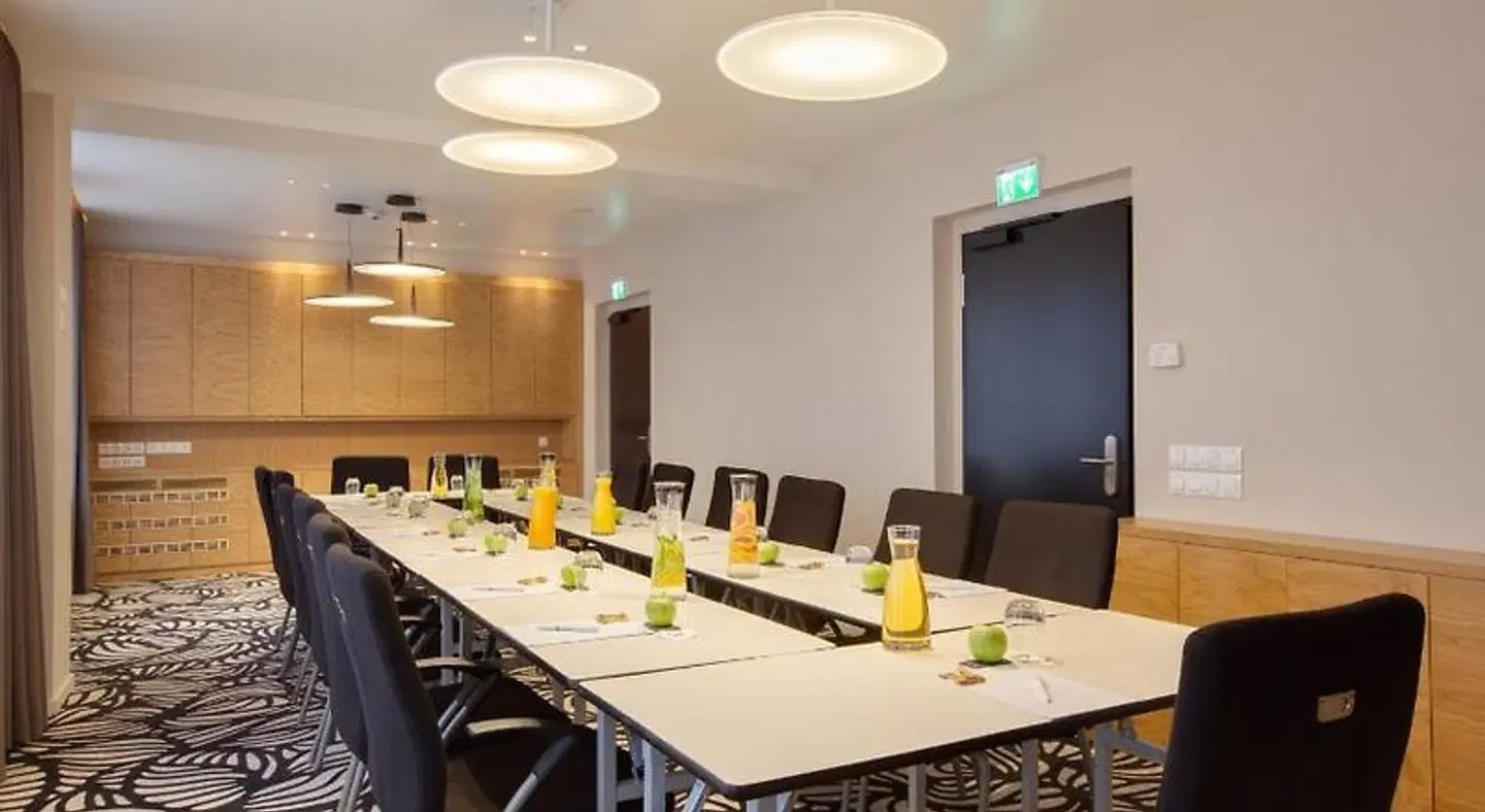 Holiday Inn Dresden - Am Zwinger by IHG Konferenz