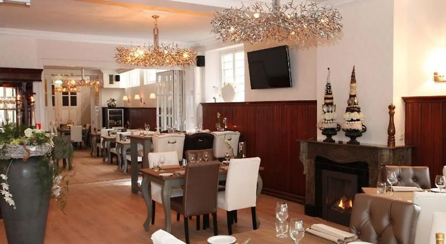 Riche Restaurant