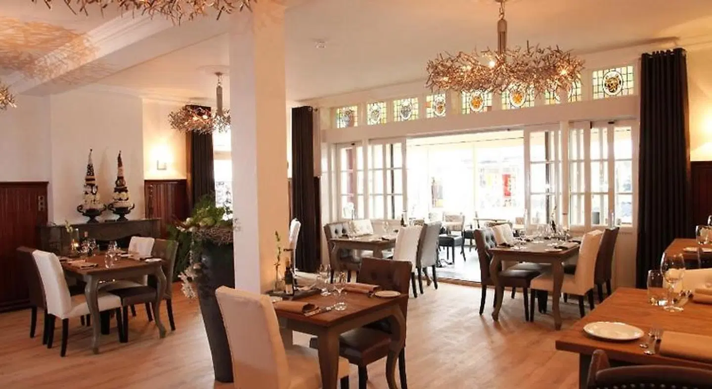 Riche Restaurant