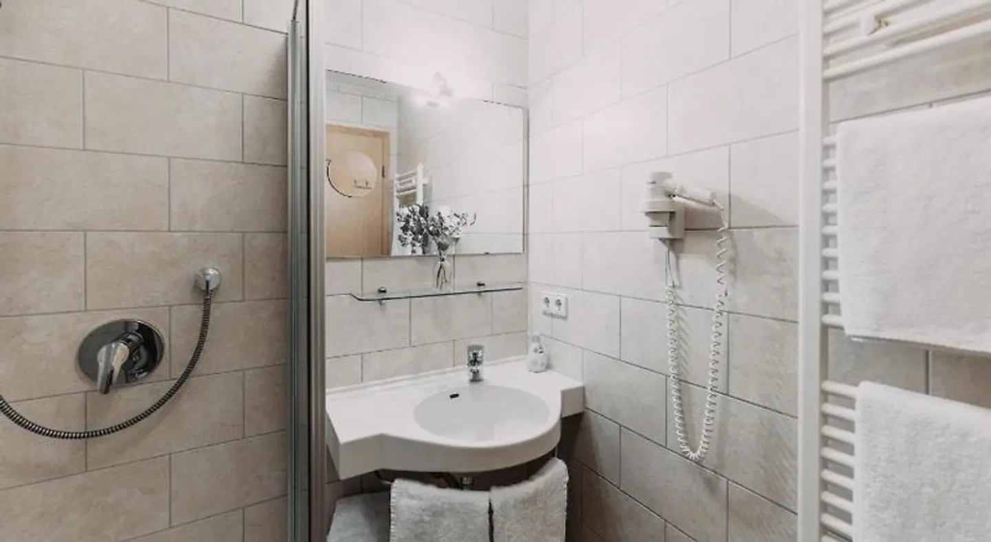 Schwarzwald Hotel-Pension Kräutle Badezimmer