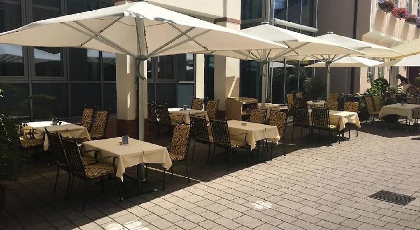 Adler Terrasse