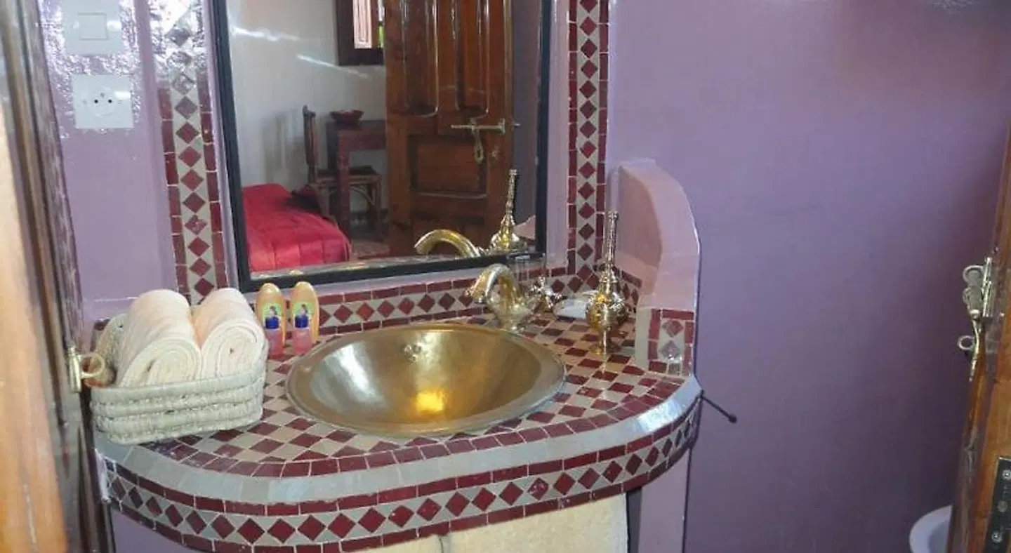 Dar Yanis Badezimmer