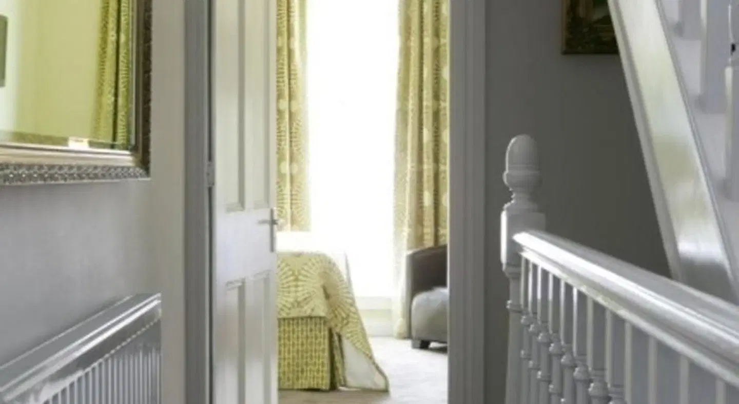 Crescent Guest House ROOM_EXAMPLE